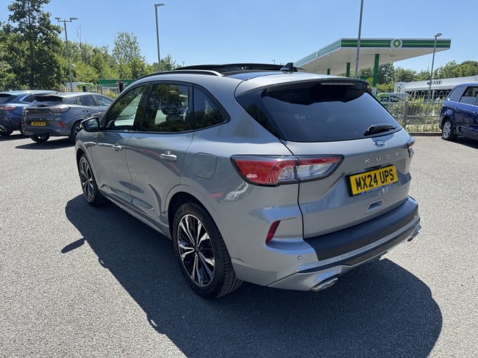 2025 Ford Kuga