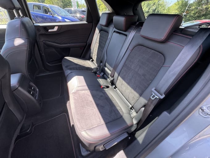 2025 Ford Kuga