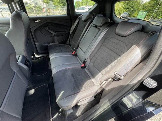 2025 Ford Kuga
