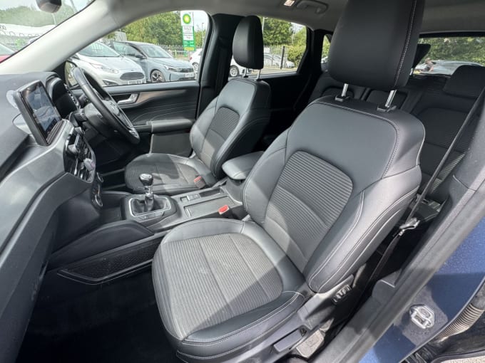 2025 Ford Kuga