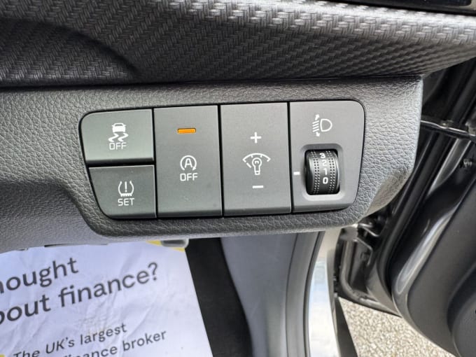 2025 Kia Stonic
