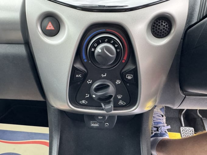 2025 Peugeot 108
