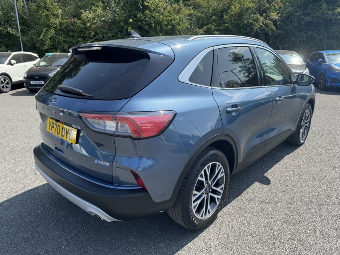 2025 Ford Kuga
