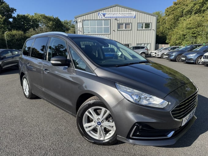 2025 Ford Galaxy