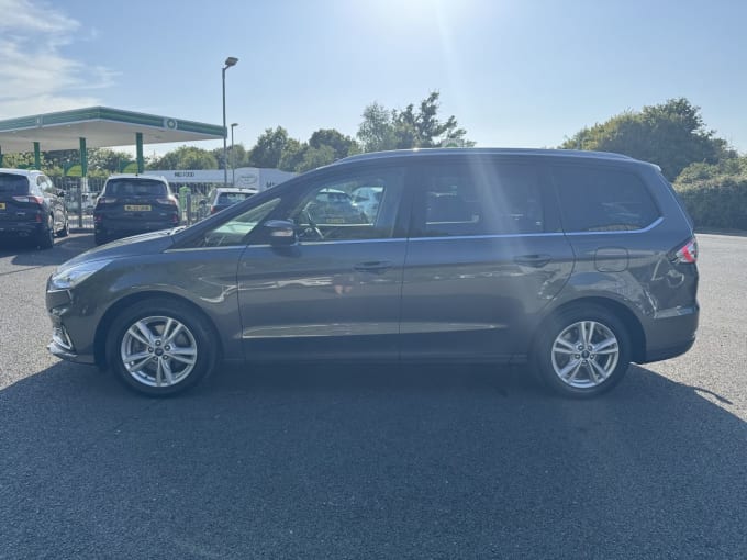 2025 Ford Galaxy
