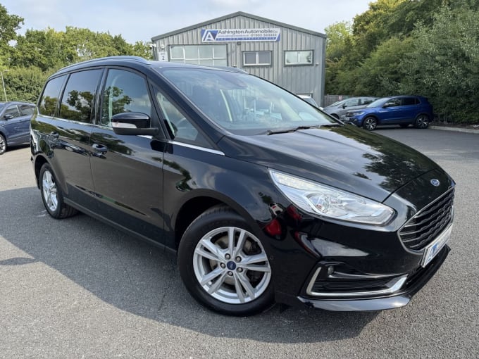 2025 Ford Galaxy