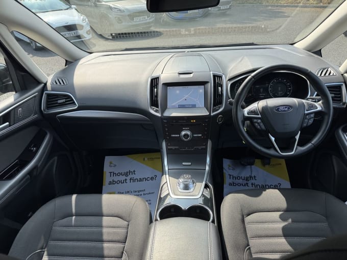 2025 Ford Galaxy