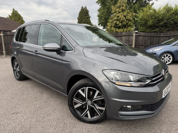 2025 Volkswagen Touran