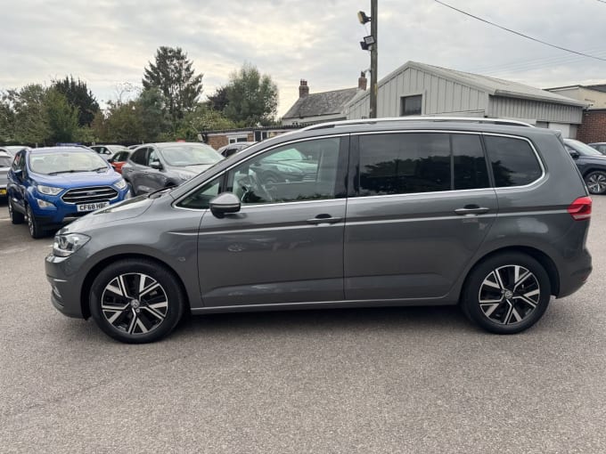 2025 Volkswagen Touran