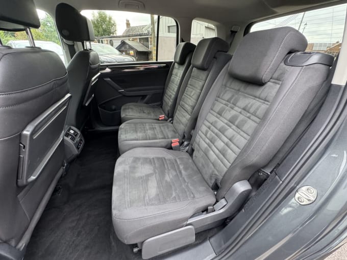 2025 Volkswagen Touran