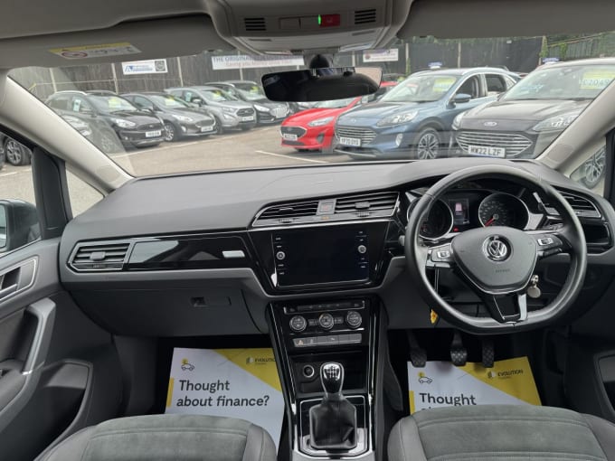 2025 Volkswagen Touran