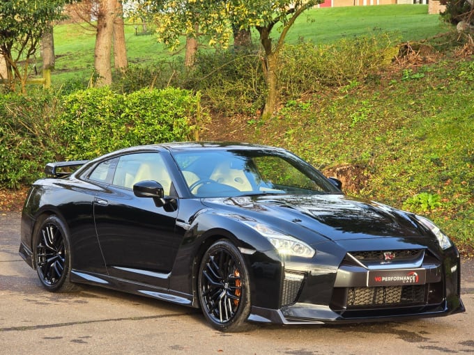 2024 Nissan Gt-r