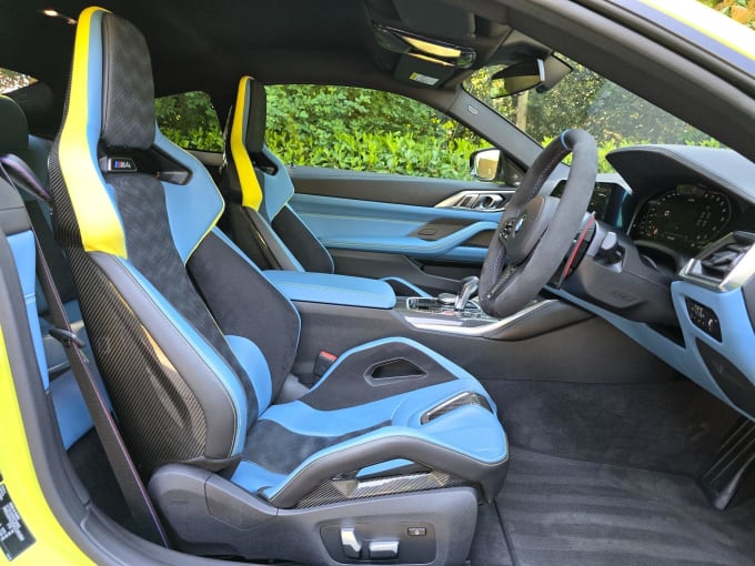2025 BMW M4