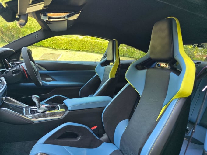 2025 BMW M4