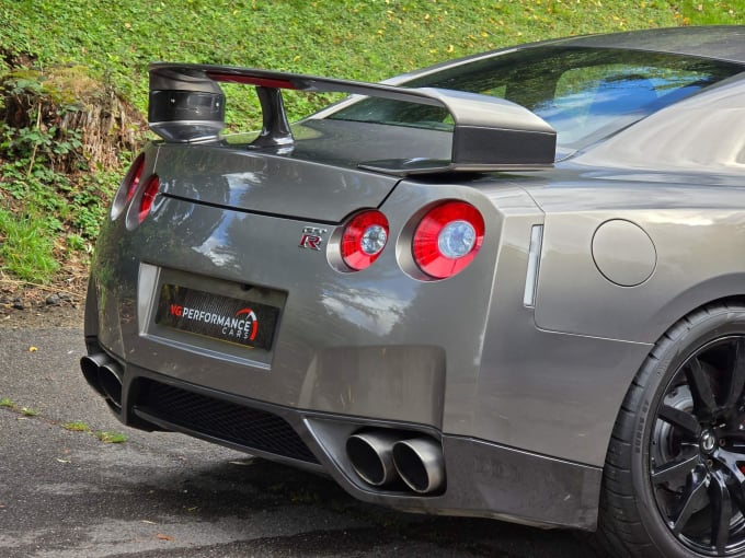 2024 Nissan Gt-r