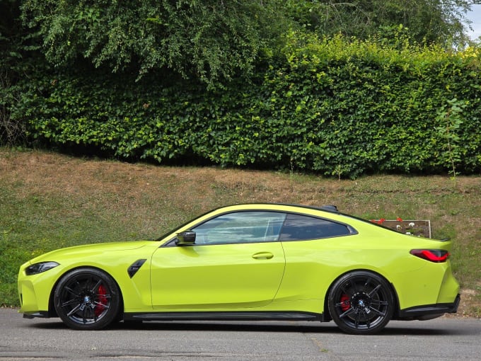 2025 BMW M4