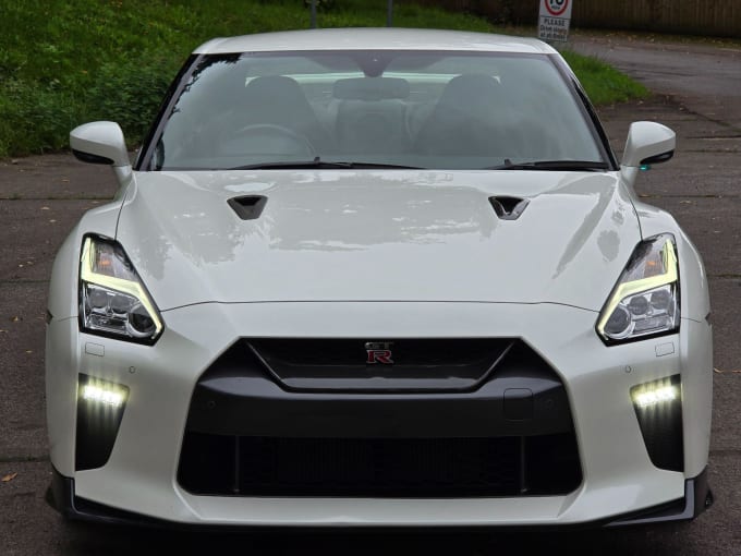 2025 Nissan Gt-r