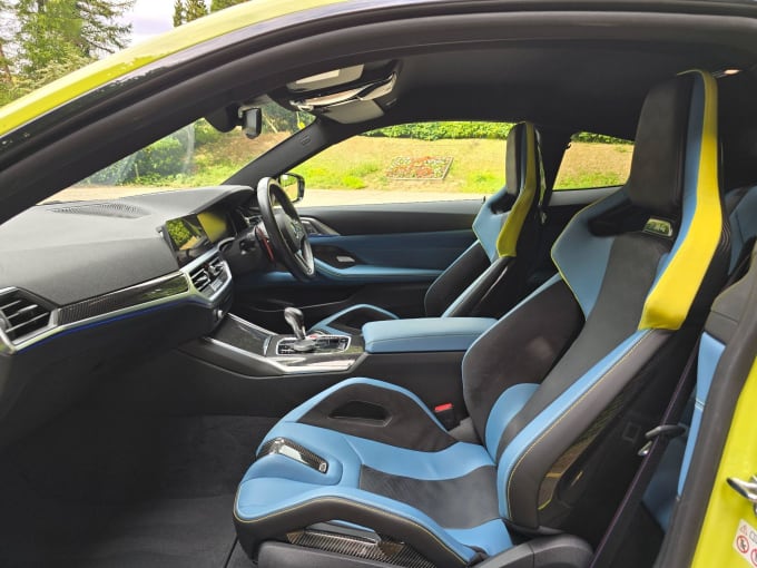 2025 BMW M4