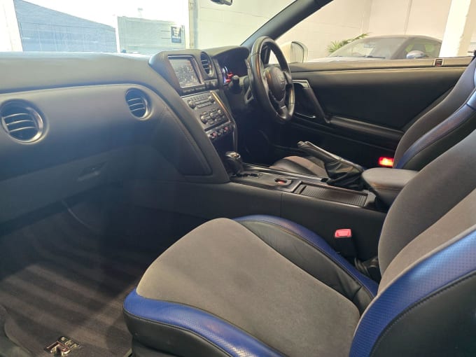 2025 Nissan Gt-r