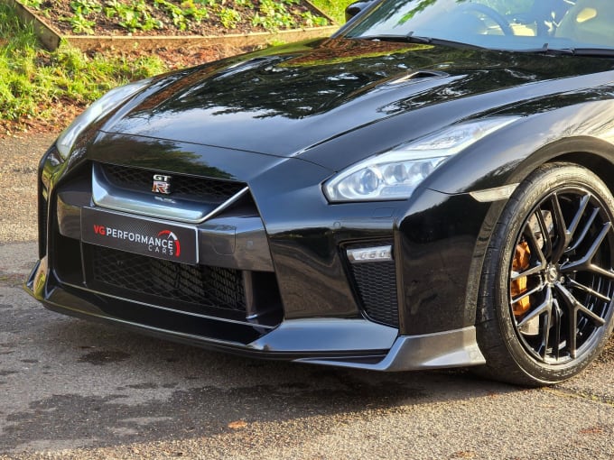 2024 Nissan Gt-r