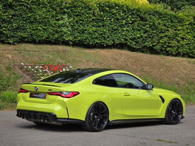 2025 BMW M4