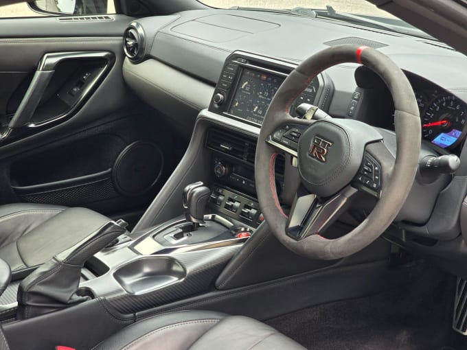 2025 Nissan Gt-r