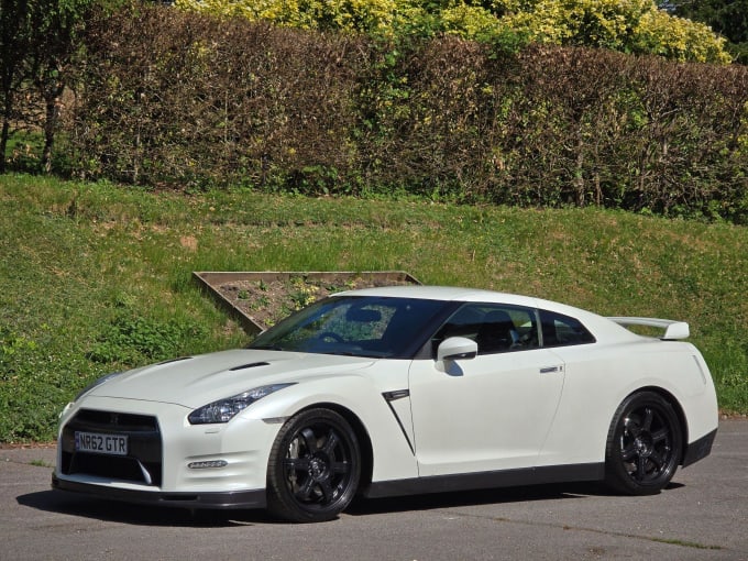 2025 Nissan Gt-r