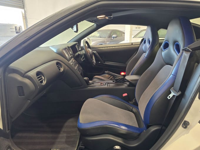2025 Nissan Gt-r