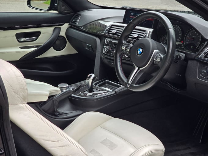 2025 BMW M4