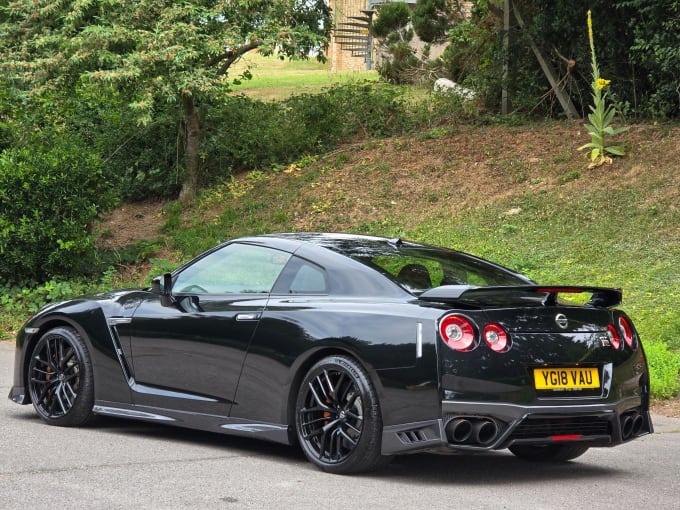 2025 Nissan Gt-r