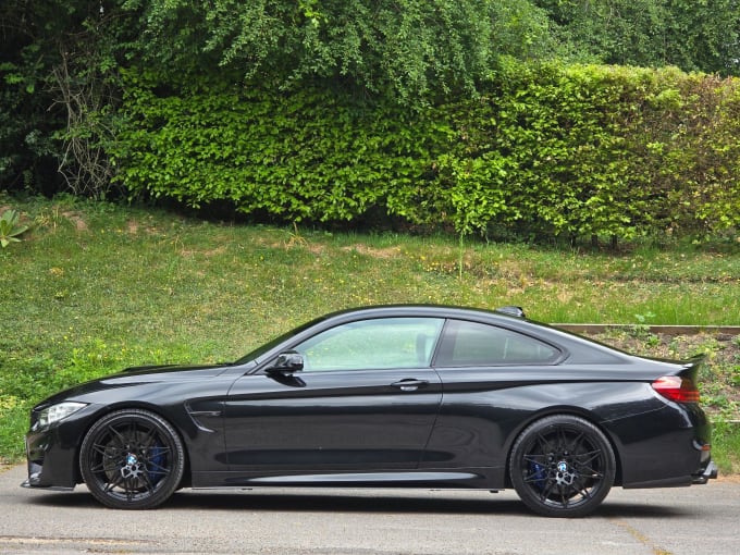 2025 BMW M4