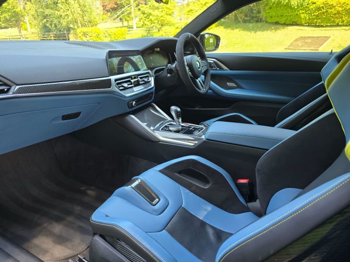 2025 BMW M4