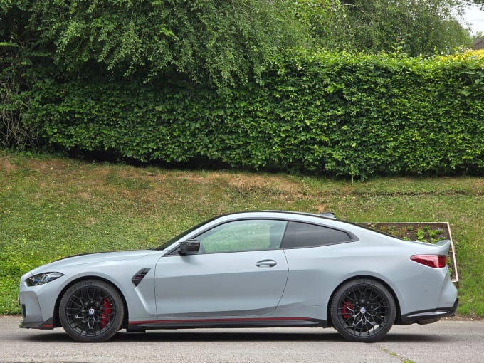 2025 BMW M4