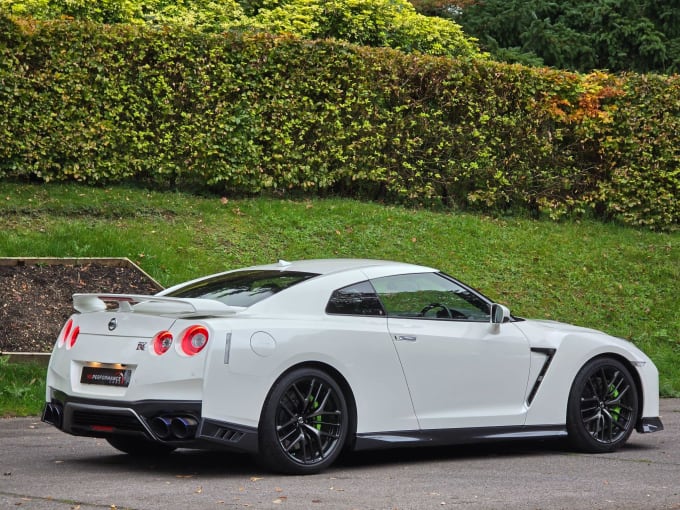 2025 Nissan Gt-r