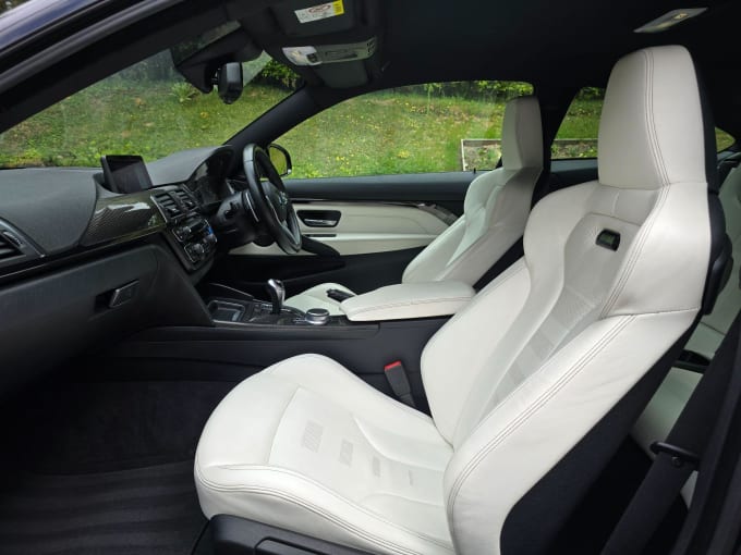 2025 BMW M4
