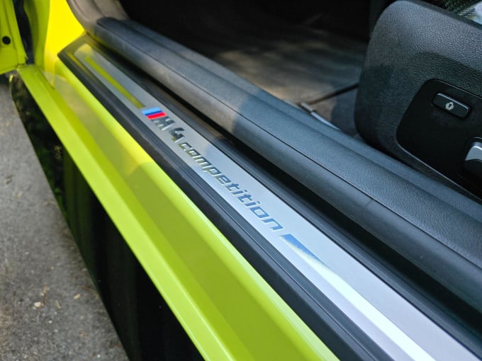 2025 BMW M4