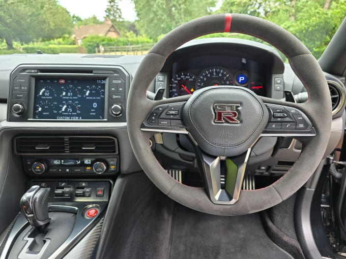2025 Nissan Gt-r