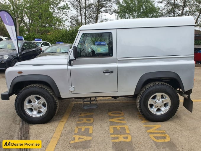 2013 Land Rover Defender 90