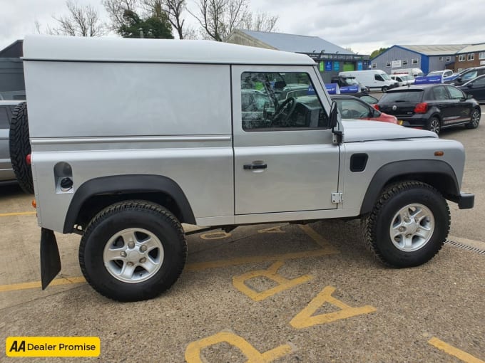 2013 Land Rover Defender 90