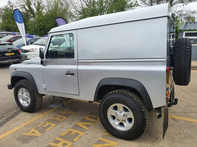 2013 Land Rover Defender 90