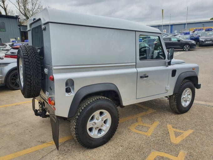 2013 Land Rover Defender 90