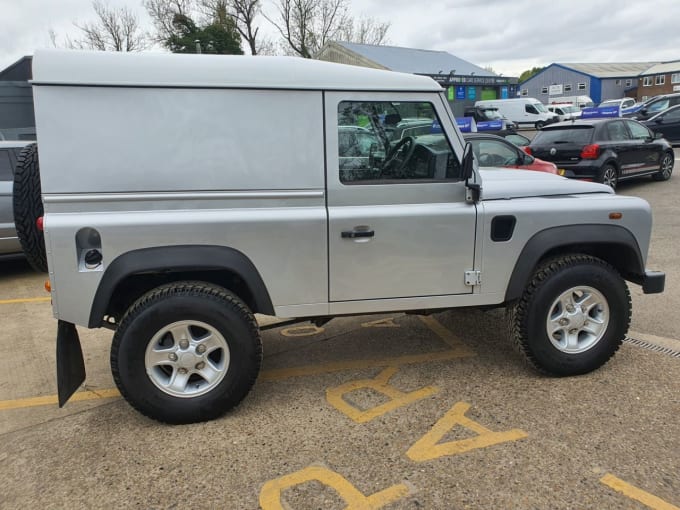 2013 Land Rover Defender 90