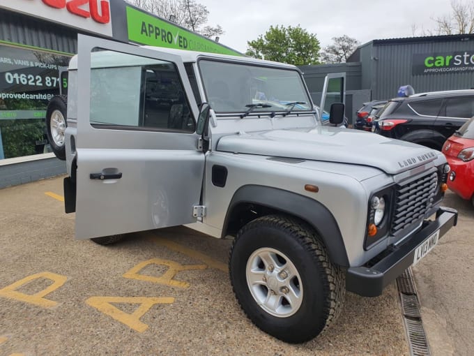 2013 Land Rover Defender 90