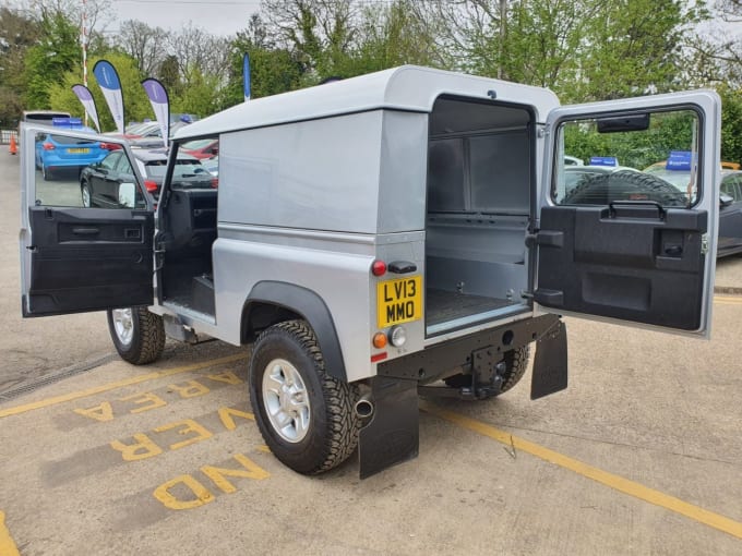 2013 Land Rover Defender 90