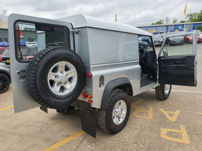 2013 Land Rover Defender 90