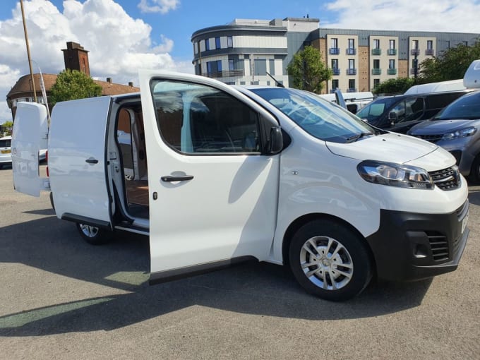 2020 Vauxhall Vivaro