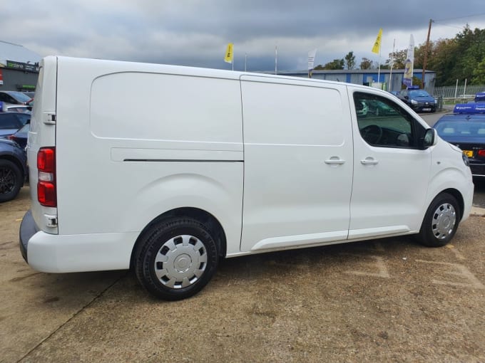 2025 Vauxhall Vivaro