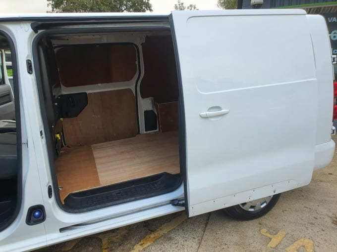 2025 Vauxhall Vivaro