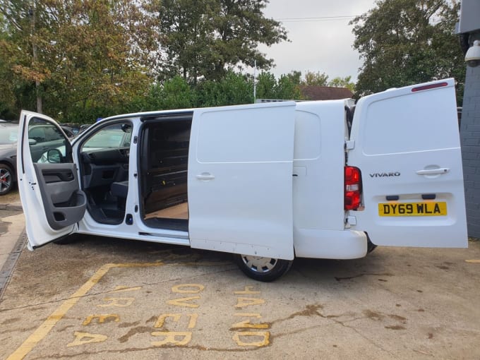 2025 Vauxhall Vivaro