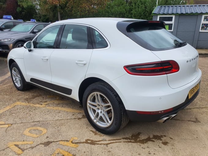 2017 Porsche Macan